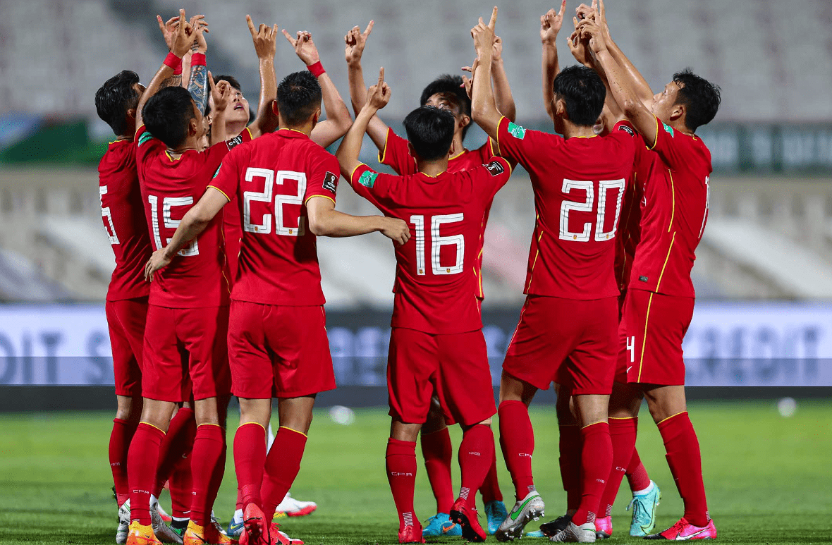 国内足球明日焦点:上港队PK建业队!的简单介绍 国内足球明日焦点:上港队PK建业队!的简单介绍