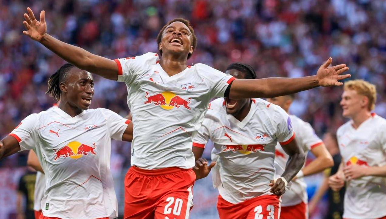 包含汉堡队长受伤,球队战力或将受影响的词条 包含汉堡队长受伤,球队战力或将受影响的词条