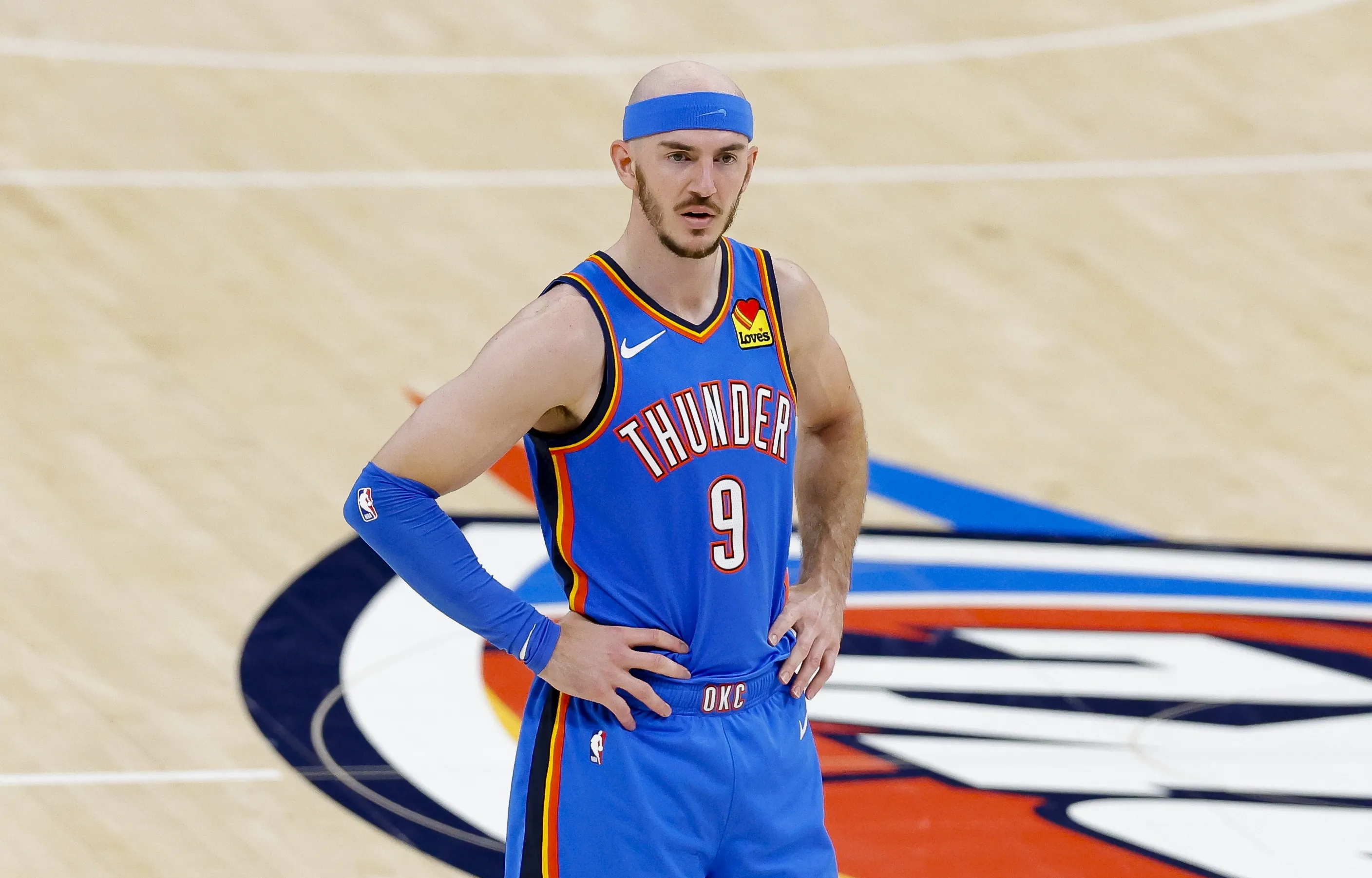 雷霆完胜独行侠，米尔萨普制霸全场