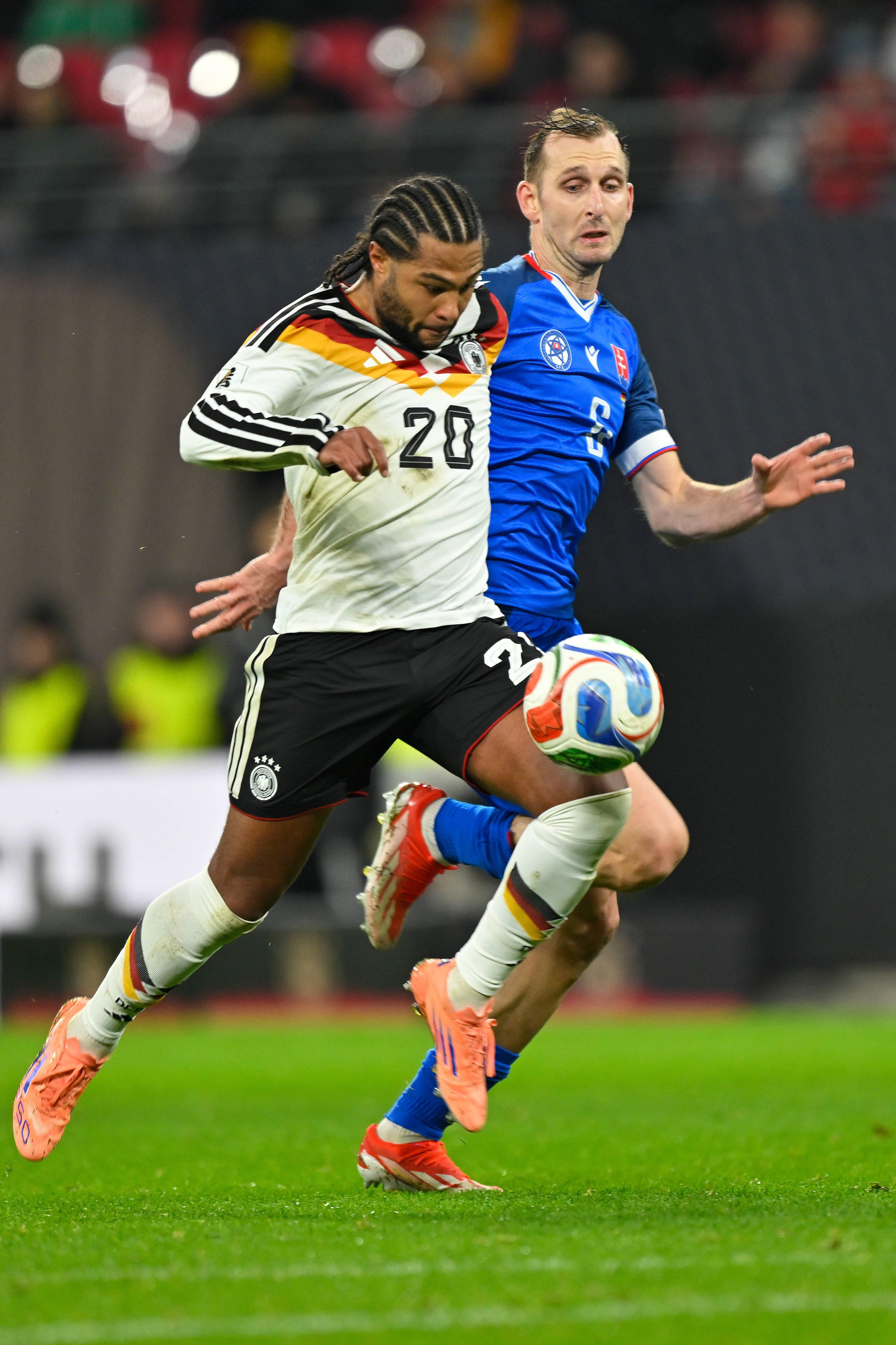 斯洛伐克队在比赛中取得了胜利